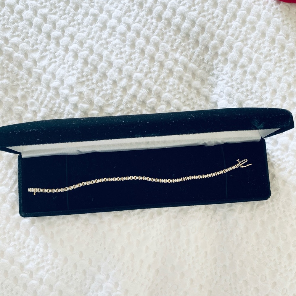 Gold-diamonds bracelet